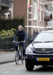Amsterdam 16 februari 2017 
Matthijs v Nieuwkerk op de fiets in Amsterdam zuid.