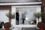 Lijnden Hoofddorp 10 februari 2017
Patricia Paay en haar man Robbert Hinfelaar gaan aangifte doen op het politieburo vanwege sekstape.