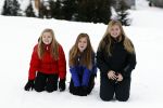 Lech 27 februari 2017
Fotouurtje van de koninklijke familie in Oberlech. Dit jaar waren alleen Koning Willem Alexander Koningin Maxima en de prinsesjes Amalia Ariane en Alexia aanwezig.