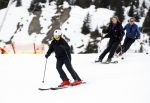 Lech 27 februari 2017
Fotouurtje van de koninklijke familie in Oberlech. Dit jaar waren alleen Koning Willem Alexander Koningin Maxima en de prinsesjes Amalia Ariane en Alexia aanwezig.