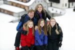Lech 27 februari 2017
Fotouurtje van de koninklijke familie in Oberlech. Dit jaar waren alleen Koning Willem Alexander Koningin Maxima en de prinsesjes Amalia Ariane en Alexia aanwezig.