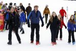 Lech 27 februari 2017
Fotouurtje van de koninklijke familie in Oberlech. Dit jaar waren alleen Koning Willem Alexander Koningin Maxima en de prinsesjes Amalia Ariane en Alexia aanwezig.