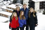 Lech 27 februari 2017
Fotouurtje van de koninklijke familie in Oberlech. Dit jaar waren alleen Koning Willem Alexander Koningin Maxima en de prinsesjes Amalia Ariane en Alexia aanwezig.