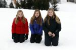 Lech 27 februari 2017
Fotouurtje van de koninklijke familie in Oberlech. Dit jaar waren alleen Koning Willem Alexander Koningin Maxima en de prinsesjes Amalia Ariane en Alexia aanwezig.