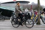Amsterdam 4 februari 2017 
Prinses Marilene met dochter Felicia op haar verjaardag op de fiets in Amsterdam.