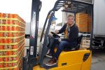 Amsterdam 6 februari 2017
Rene Froger krijgt van honig 150.000 potjes voor de voedselbank.