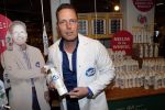 Amsterdam 10 februari 2017 
Rob Geus bij de Jumbo met presentatie van zijn schoonmaaklijn