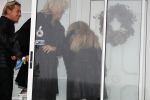 Lijnden Hoofddorp 10 februari 2017
Patricia Paay en haar man Robbert Hinfelaar gaan aangifte doen op het politieburo vanwege sekstape.