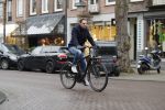 Amsterdam 7 februari 2017 
Ronald de Boer op zijn electrische fiets op de cornelis schuytstraat