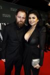 Amsterdam 7 februari 2017
Premiere fifty shades darker in Tuschinski. Roxeannne Hazes met haar nieuwe vriend Erik Zwennes