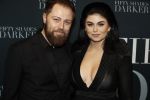 Amsterdam 7 februari 2017
Premiere fifty shades darker in Tuschinski. Roxeannne Hazes met haar nieuwe vriend Erik Zwennes