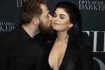Amsterdam 7 februari 2017
Premiere fifty shades darker in Tuschinski. Roxeannne Hazes met haar nieuwe vriend Erik Zwennes