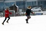 Amsterdam 11 februari 2017
Thijs Romer gaat lunchen met de oppas van zijn dochter Sammie. Hij rijt er naartoe in de auto van zijn ex Katja Schuurman