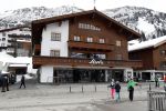 Lech zurs 26 februari 2017
Diverse plekken waar de koninklijke familie regelmatig komt / kwam of verblijft. Bij Strolz kopen/huren ze ski spullen