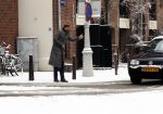 Amsterdam 11 februari 2017
Thijs Romer gaat lunchen met de oppas van zijn dochter Sammie. Hij rijt er naartoe in de auto van zijn ex Katja Schuurman