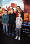 Amsterdam 11 februari 2018
Premiere Ted en het geheim van koning Midas in Pathe arena. Annette Barlo met zoon en vriendjes
