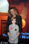 Amsterdam 11 februari 2018
Premiere Ted en het geheim van koning Midas in Pathe arena. Annette Barlo met zoon en vriendjes