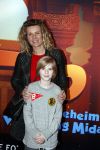 Amsterdam 11 februari 2018
Premiere Ted en het geheim van koning Midas in Pathe arena. Annette Barlo met zoon en vriendjes