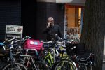 Amsterdam 20 februari 2018
Bram Moszkowicz doet boodschappen in Amsterdam zuid