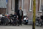 Amsterdam 15 februari 2018 
Chantal janzen met man Marco en zoon naar verloskundigenpraktijk