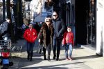 Amsterdam 23 februari 2018
Connie Witteman met verloofde Eugene v Dun en haar twee kleinkinderen