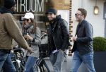 Amsterdam 18 februari 2018 
Daley Blind met zijn vriendin Candy-Rae Fleur. Ze zaten op terras en gingen daarna naar hun huis in Amsterdam zuid