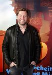 Amsterdam 11 februari 2018
Premiere Ted en het geheim van koning Midas in Pathe arena. Dennis v d Geest met vrouw en 2 zoons