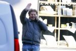 Amsterdam 6 februari 2018
Dirk Zeelenberg bellend op straat