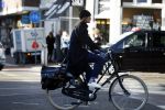 Amsterdam 16 februari 2018
Doutzen Kroes op haar fiets in Amsterdam