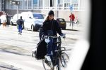 Amsterdam 16 februari 2018
Doutzen Kroes op haar fiets in Amsterdam