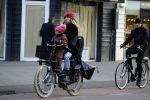 Amsterdam 21 februari 2018
Doutzen Kroes met haar man Sunnery james en hun kinderen