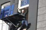Amsterdam 12 maart 2018
Dries en Honoria Roelvink  verhuizen naar hun nieuwe appartement op de pc Hooftstraat