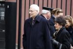 Rotterdam 20 februari 2018
Dienst voor overlijden /begrafenis Ruud Lubbers in de Laurentius Elisabeth Kathedraal. hans v d Broek met vrouw