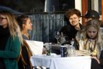 Amsterdam 21 februari 2018
Soy Kroon en Holly Brtood op terras met stylist Tommie Driessen