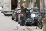 Amsterdam 9 februari 2018
Actrice Ilse Warringa ( de luizenmoeder) haalt haar dochter op op school.