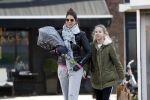 Amsterdam 24 februari 2018
Isa Hoes met dochter Vlinder in Amsterdam zuid