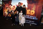 Amsterdam 11 februari 2018
Premiere Ted en het geheim van koning Midas in Pathe arena. jan Kooijman met vrouw kinderen en vriendinnetjes