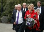 Leusden 6 maart 2018
Crematie Mies Bouwman in crematorium Leusden. Jan nagel met zijn vrouw