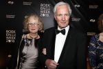Amsterdam 9 maart 2018 
Boekenbal 2018 in de schouwburg van Amsterdam.
Jan Terlouw kwam met zijn dochter