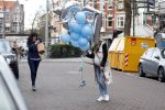 Amsterdam 11 maart 2018
Kim Kotter zwanger met blauwe ballonnen