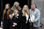 Amsterdam 3 februari 2018 
Prinses Beatrix viert haar 80e verjaardag in het paleis op de dam.  Koning Willem-Alexander en koningin Maxima arriveren met hun dochters, de prinsessen Amalia, Alexia en Ariane