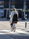 Amsterdam 6 februari 2018 
Lieke v Lexmond op haar verjaardag op de fiets in Amsterdam