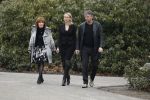 Leusden 6 maart 2018
Crematie Mies Bouwman in crematorium Leusden. Liesbeth List met dochter Elisah en schoonzoon