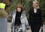 Leusden 6 maart 2018
Crematie Mies Bouwman in crematorium Leusden. Liesbeth List met dochter Elisah en schoonzoon
