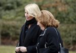 Leusden 6 maart 2018
Crematie Mies Bouwman in crematorium Leusden. Linda de Mol