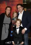 Amsterdam 11 februari 2018
Premiere Ted en het geheim van koning Midas in Pathe arena. Lodewijk Hoekstra met zijn zwangere vriendin en zijn kinderen