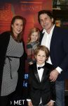 Amsterdam 11 februari 2018
Premiere Ted en het geheim van koning Midas in Pathe arena. Lodewijk Hoekstra met zijn zwangere vriendin en zijn kinderen