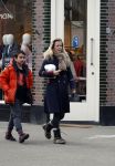 Amsterdam 3 maart 2018
Maria Kooistra met zoon in Amsterdam zuid