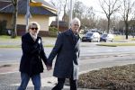 Hilversum 12 februari 2018
Martine Bijl en Berend Boudewijn wandelend hand in hand
