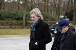 Leusden 6 maart 2018
Crematie Mies Bouwman in crematorium Leusden. Mathijs v Nieuwkerk met Marc Marie Huybregts